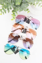 Load image into Gallery viewer, Aviator Sunglasses
