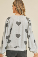 Load image into Gallery viewer, Puff Sleeve Heart Crew
